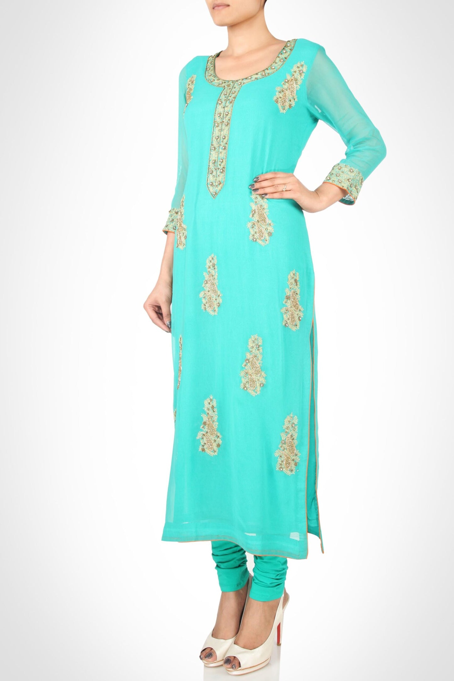 Georgette Suit With Tilla Paisleys