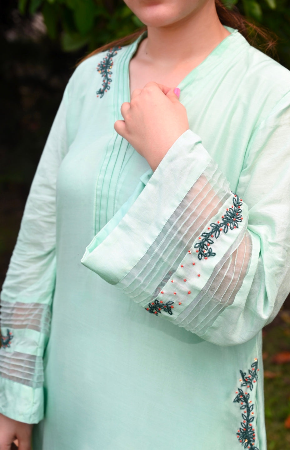 Mul Silk Suit With Bullion Embroidery
