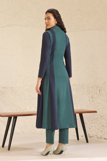 3D Leaves Embroidery Dual Shade Kurta Set - GREEN/NAVY