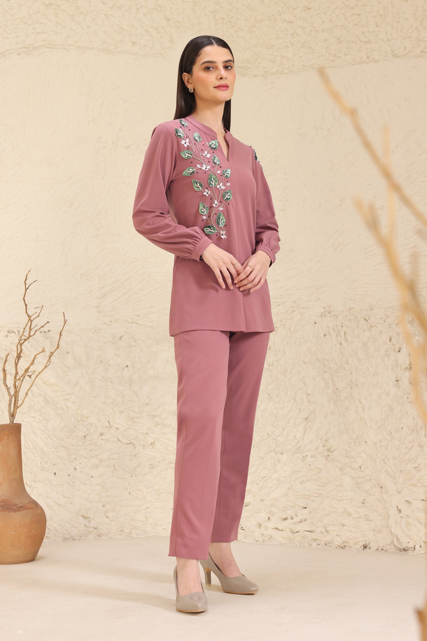 3D Leaves Embroidery Top - DUSTY ROSE