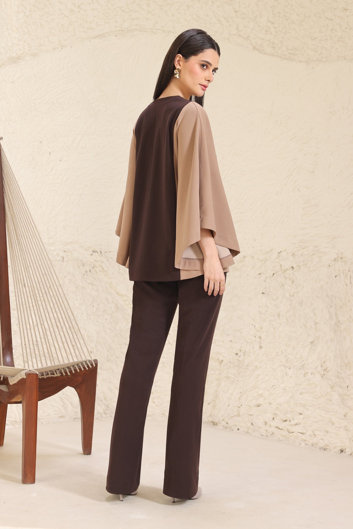 3D Leaves Embroidery Cape Co-ord Set - BROWN