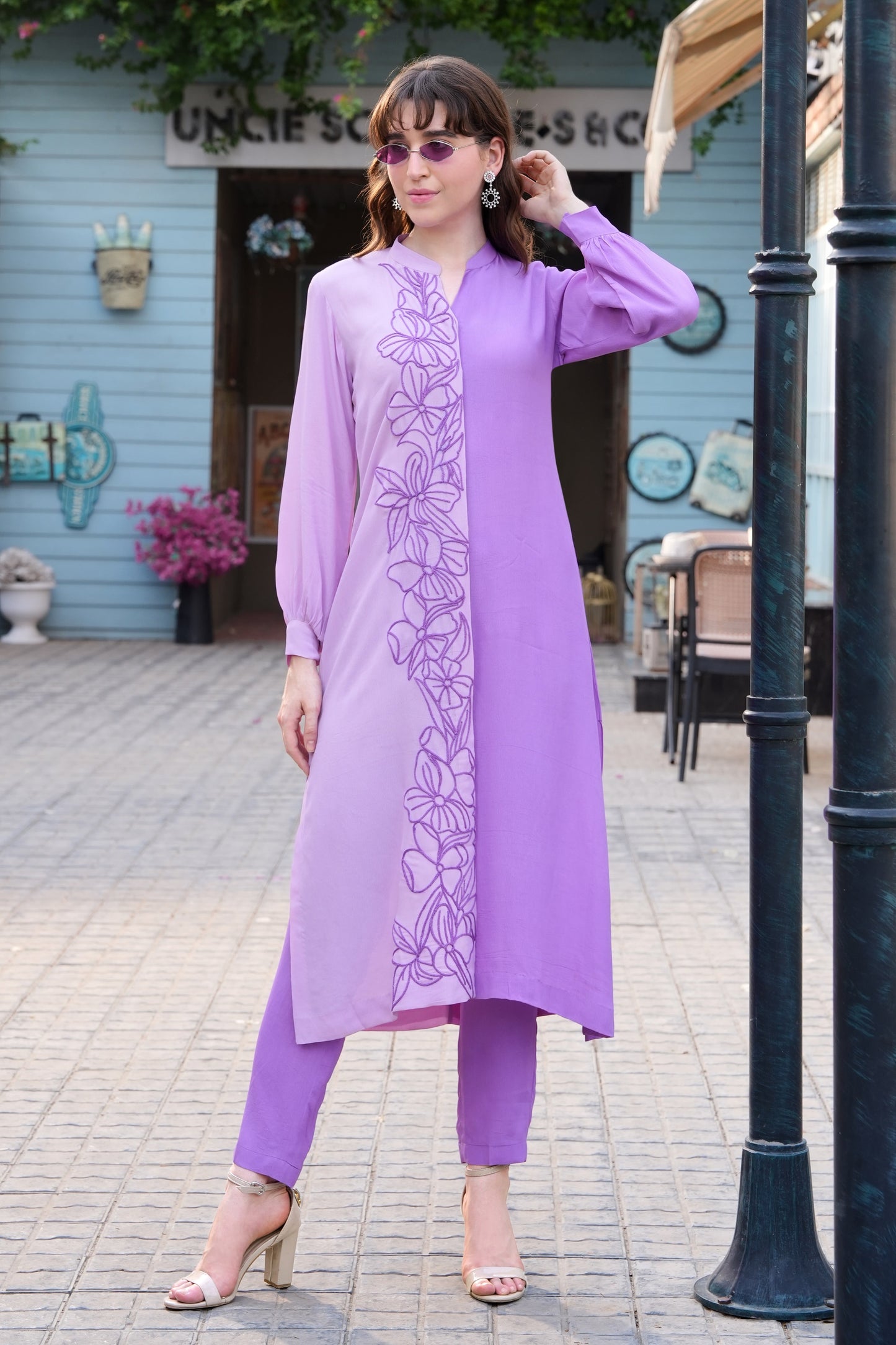 Line Art Dual Tone Kurta Set - BERRY