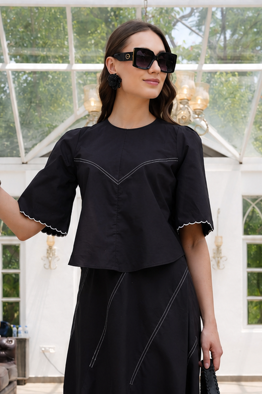Floral Line Art Cotton Top - BLACK