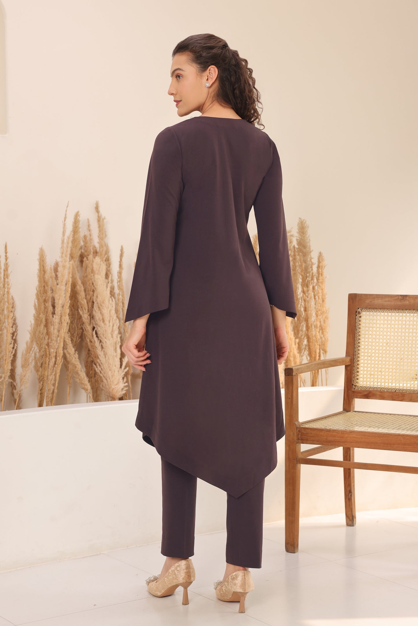 Cosmos Puritan Collar Kurta Set - BROWN