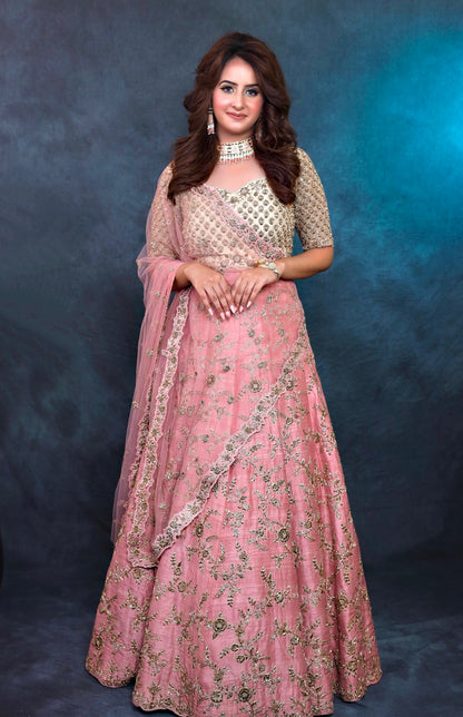 Zardozi Embroidery Lehnga With Golden Blouse