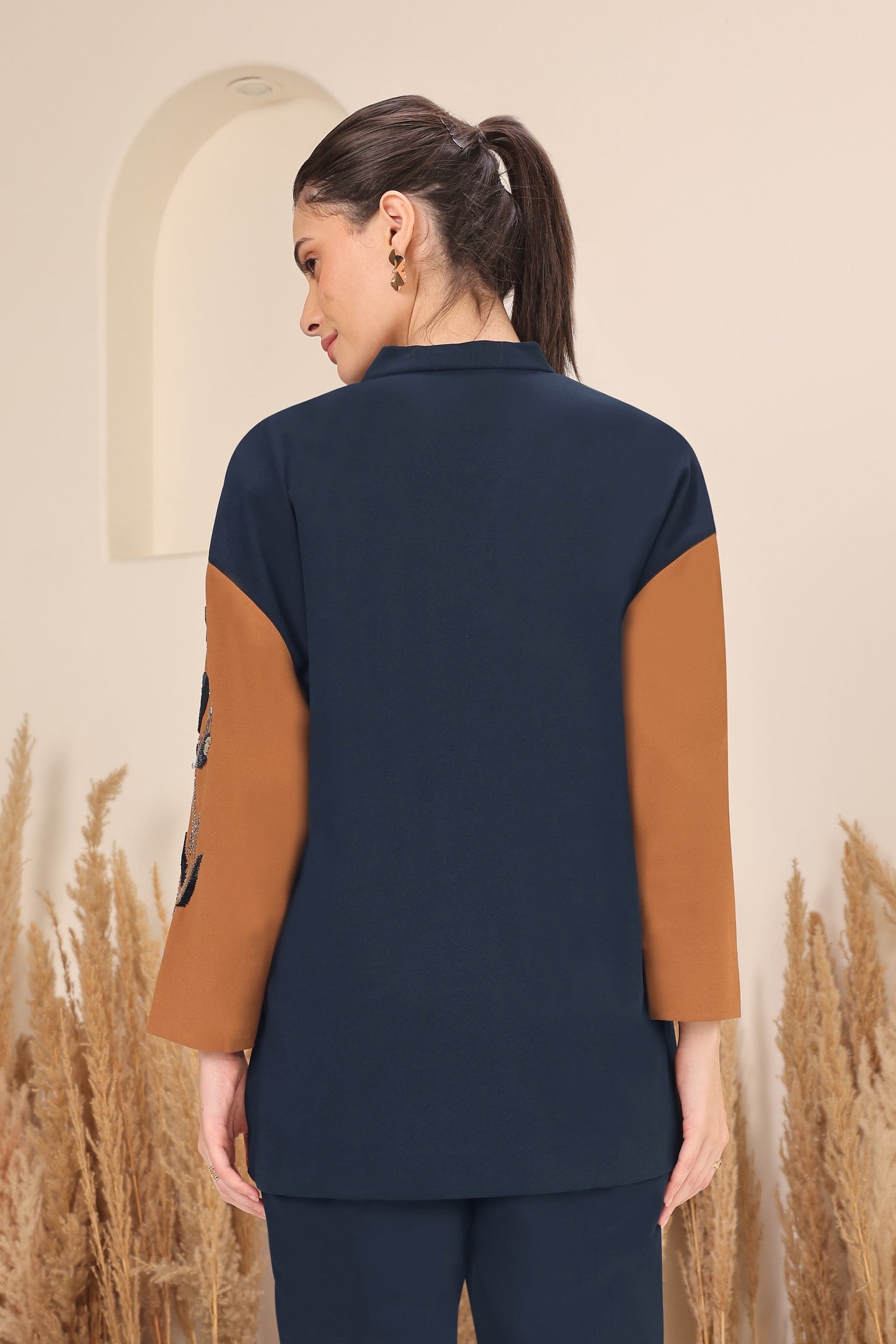 Daisy Batwing Top - NAVY