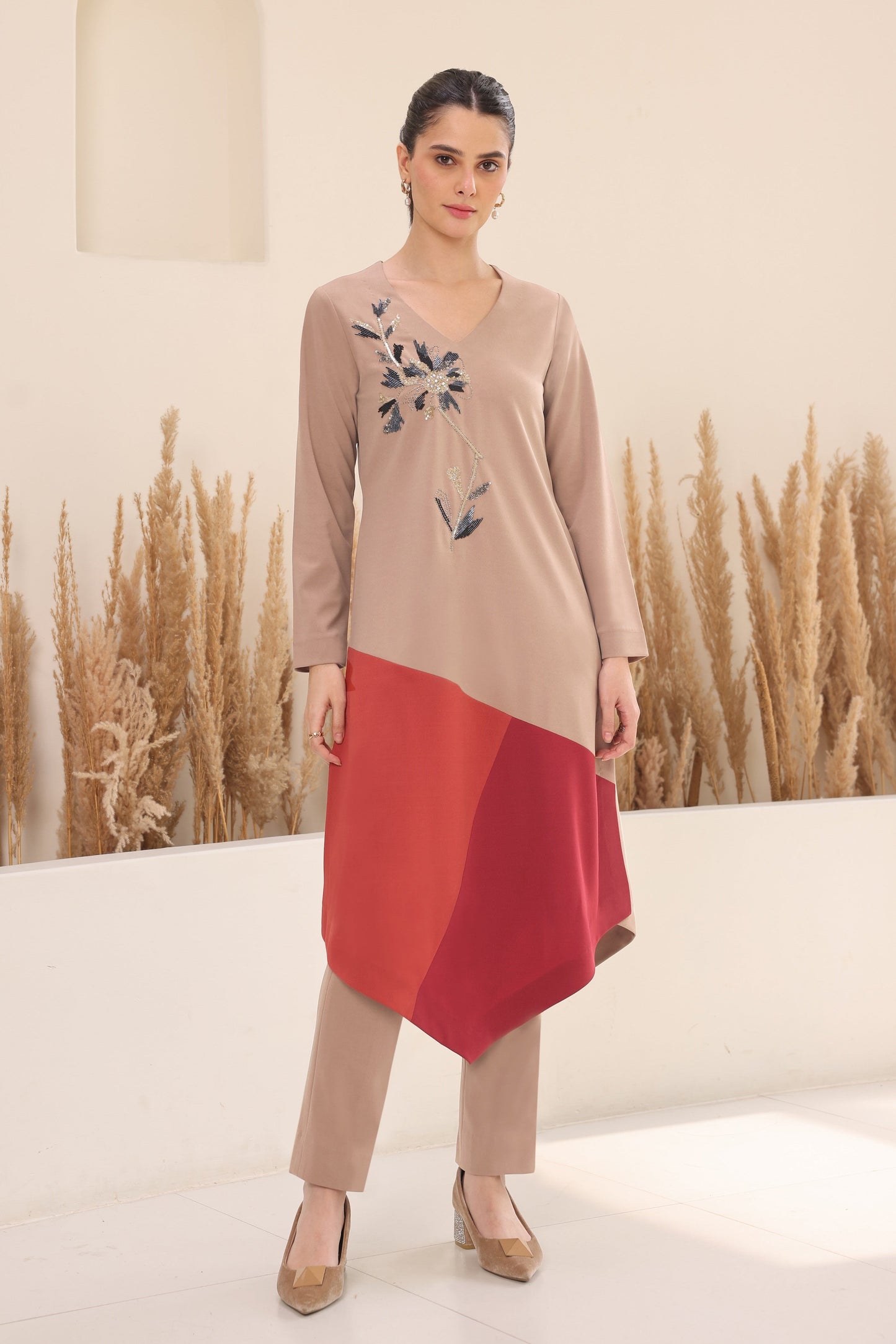 Daisy Colour Block Kurta Set - BEIGE