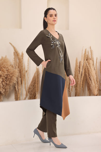 Daisy Colour Block Kurta Set - OLIVE