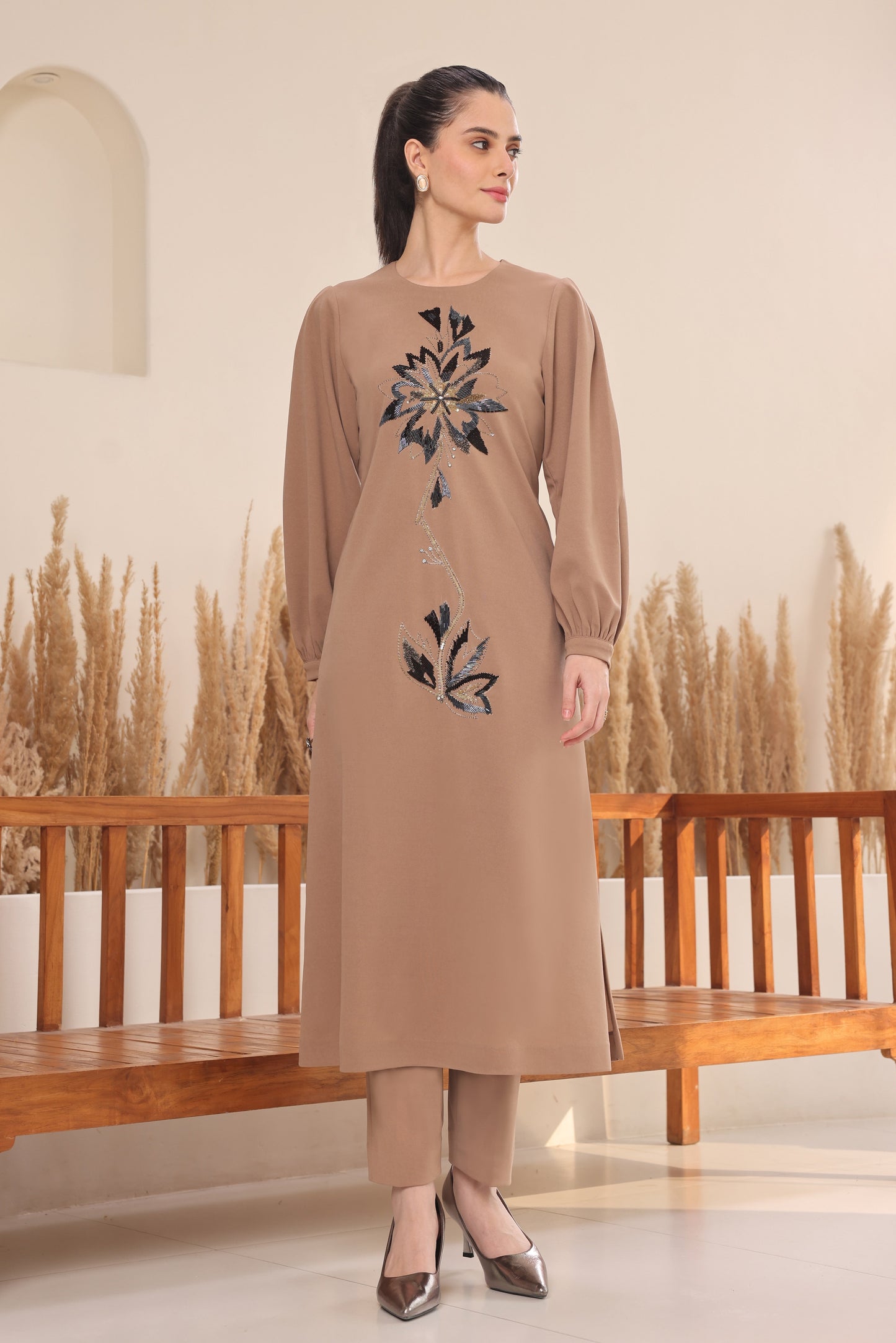 Daisy Kurta Set With Balloon Sleeves - BEIGE