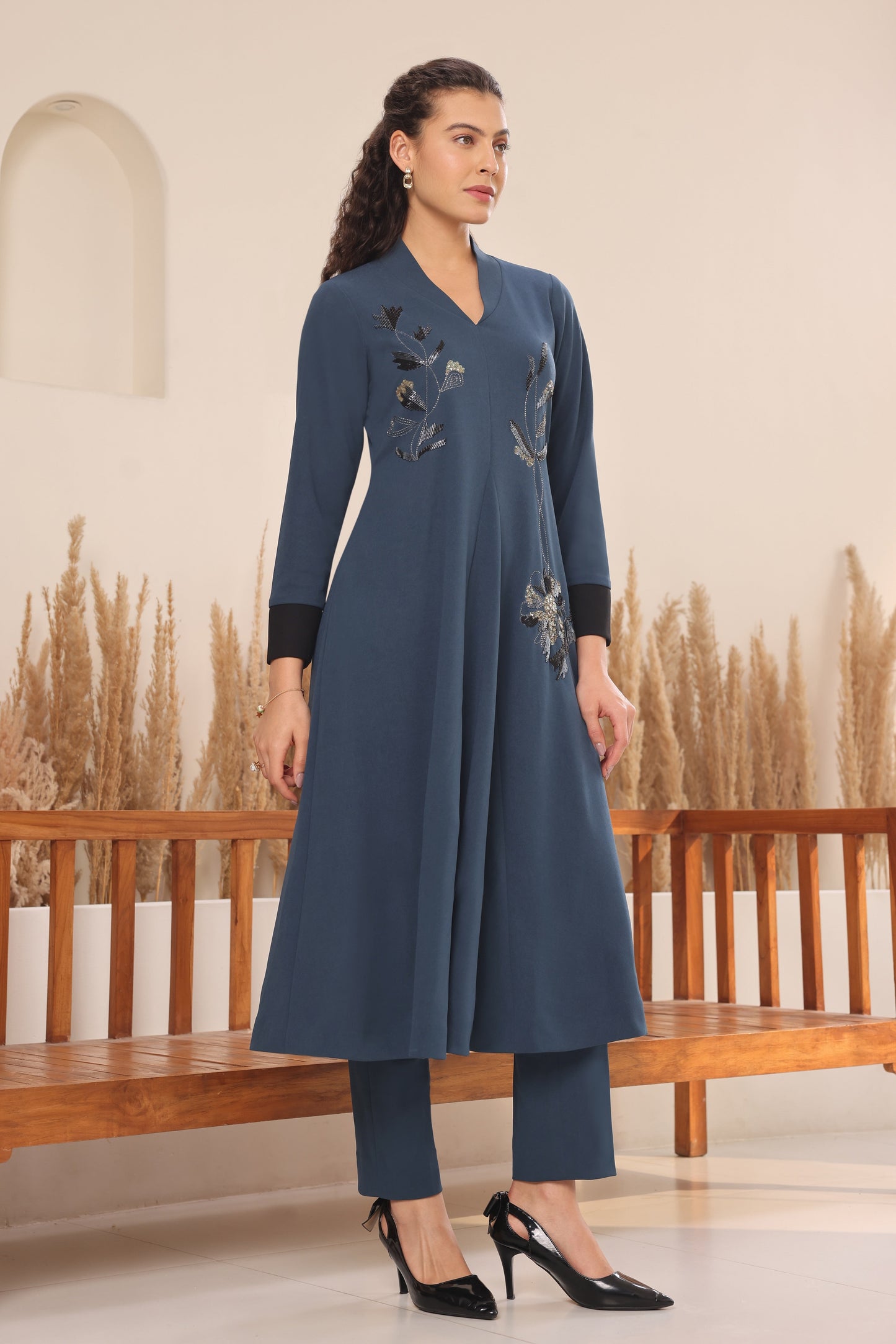 Daisy Kurta Set With Shawl Collar - INDIGO