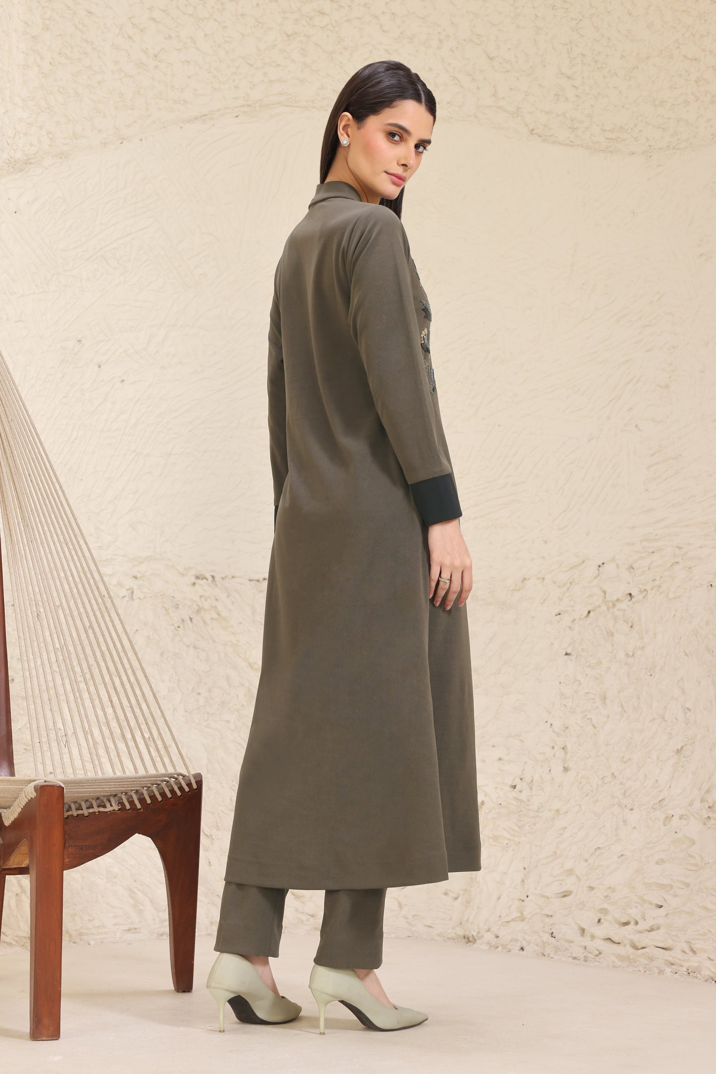 Daisy Kurta Set With Shawl Collar - OLIVE