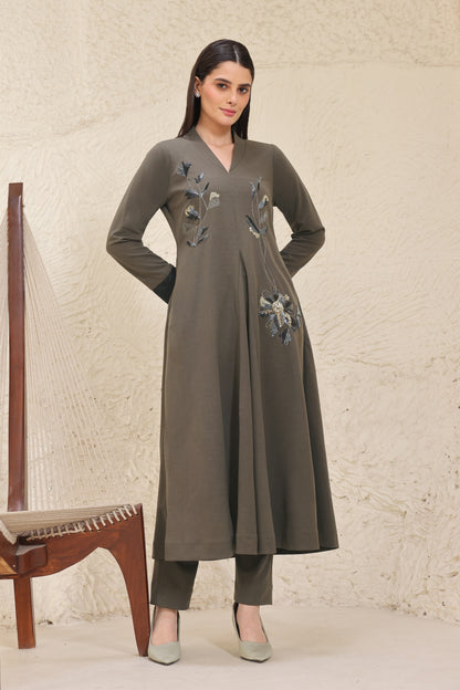 Daisy Kurta Set With Shawl Collar - OLIVE
