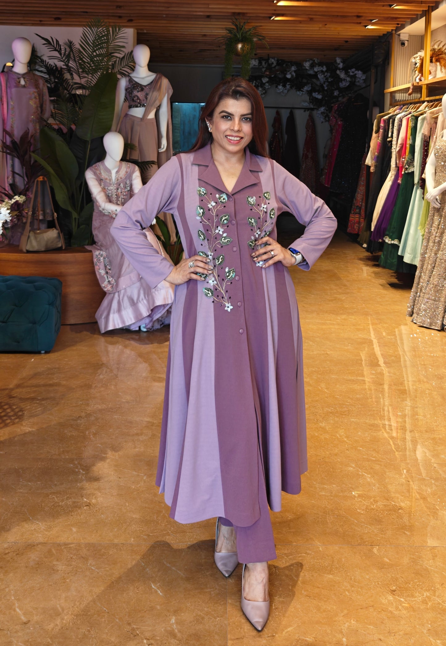 3D Leaves Embroidery Dual Shade Kurta Set - MAUVE