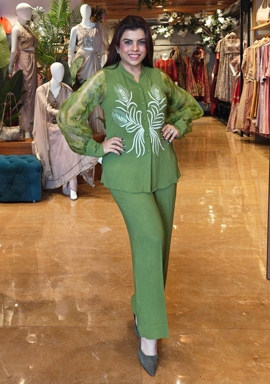 Spike Co-ord Set With Bishop Sleeves - LEAF GREEN