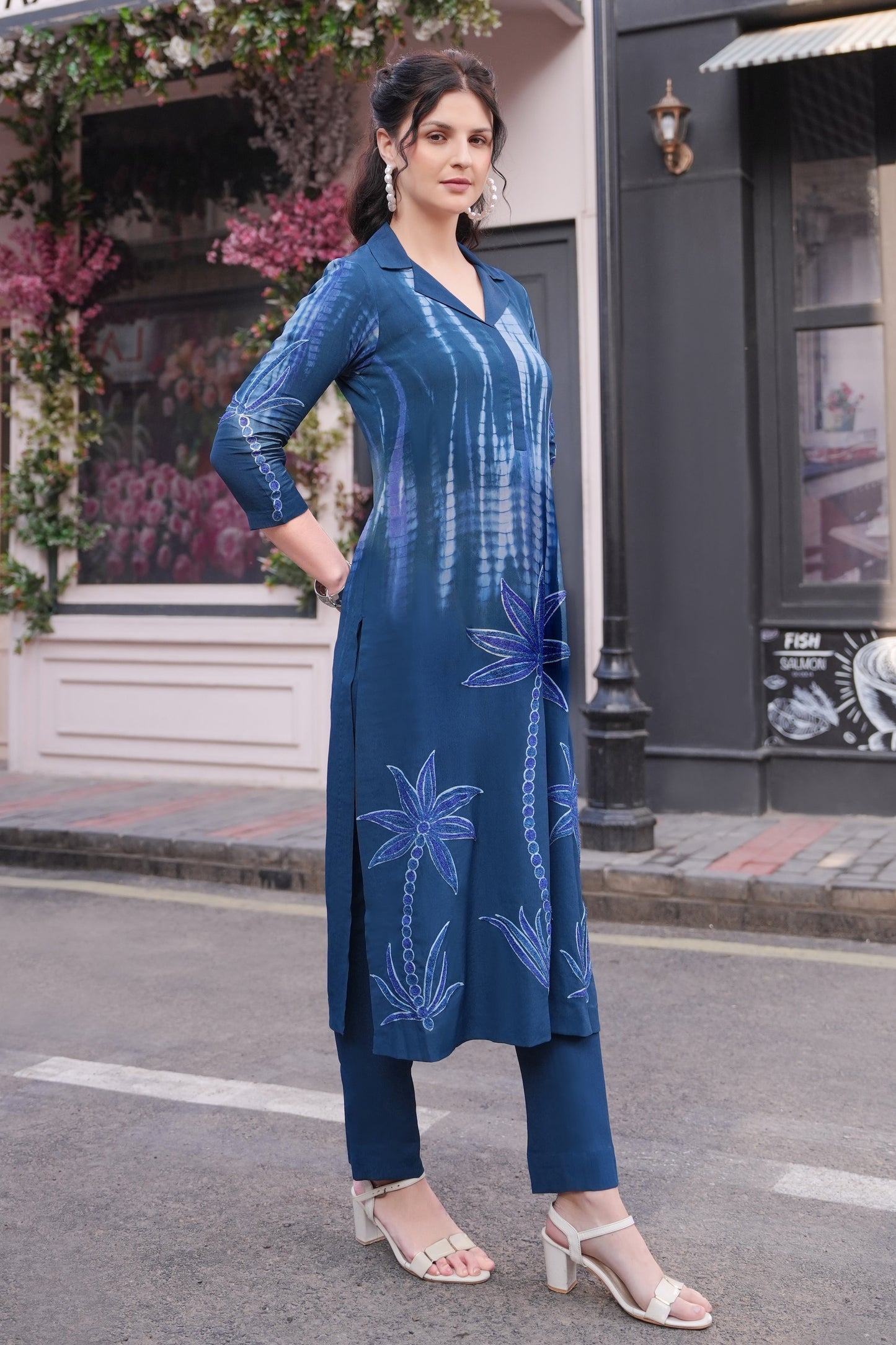 Aari Palms T&D Kurta Set - INDIGO