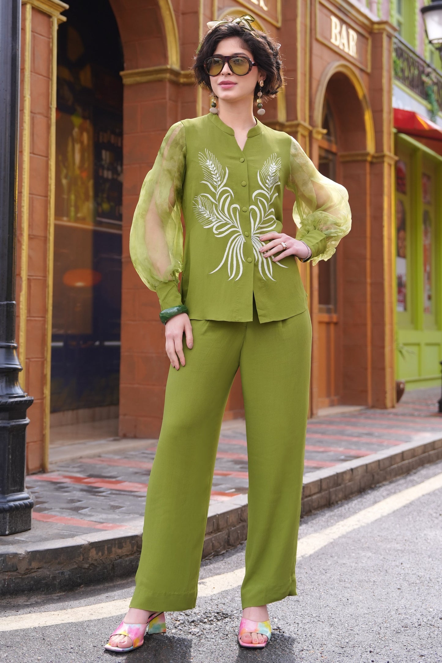 Spike Co-ord Set With Bishop Sleeves - LEAF GREEN