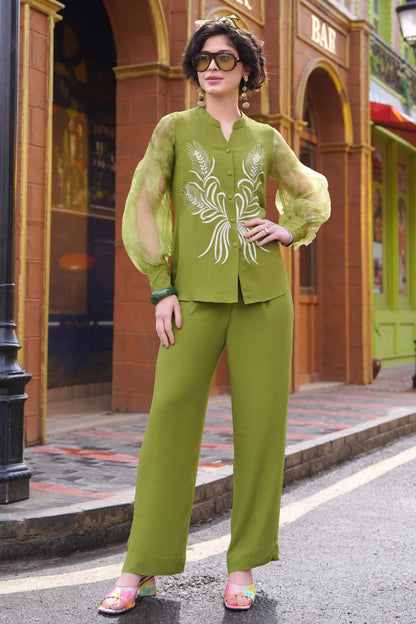 Spike Co-ord Set With Bishop Sleeves - LEAF GREEN