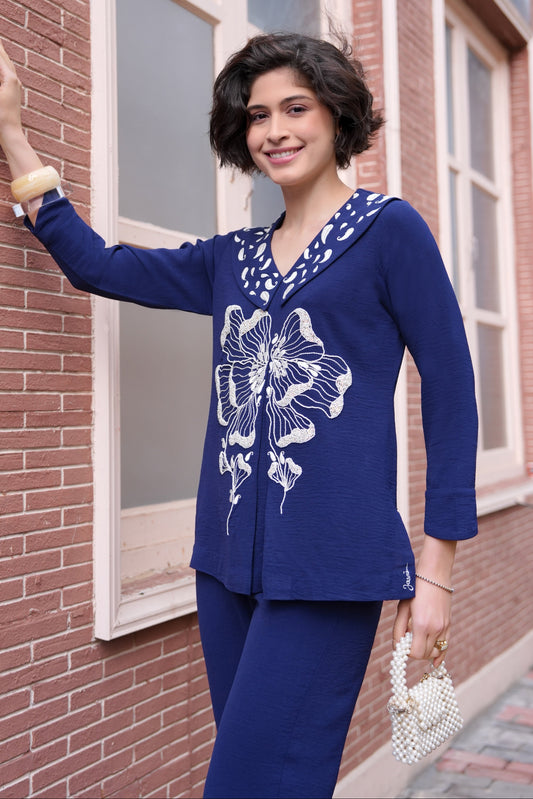 Bloom Puritan Collar Top - NAVY