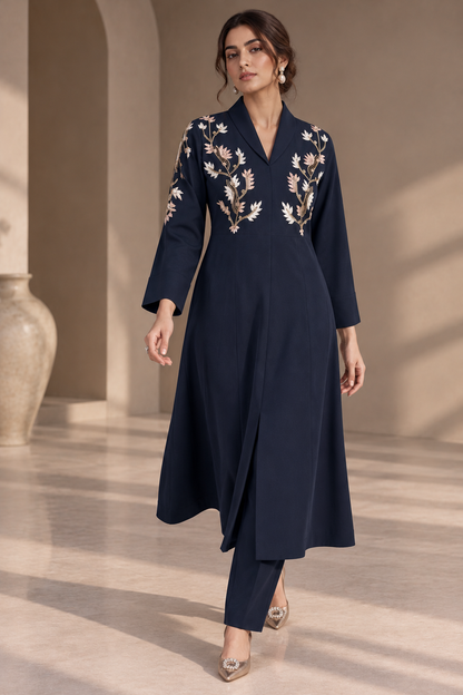 A-Line Kurta Set With Shawl Collar