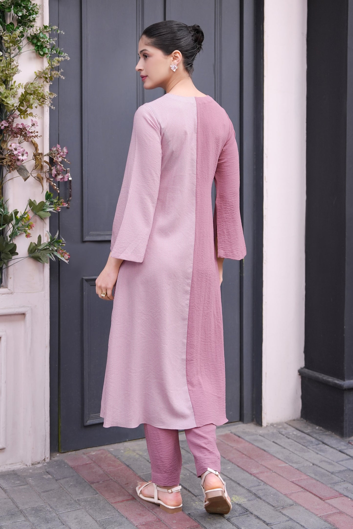 Tulips Striped Kurta Set - PINK