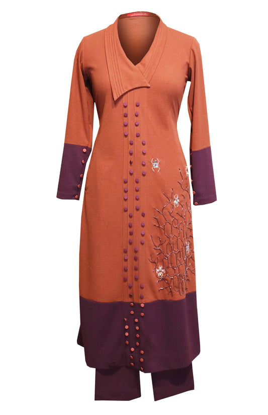 Woolen Kurta Set With Bugs Embroidery