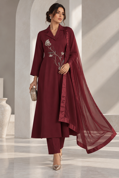 Kurta Set With 3D Embroidery